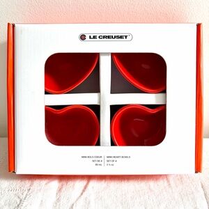 Le Creuset Mini Heart Pinch Bowls Set of 4 in Cerise Red New in Box